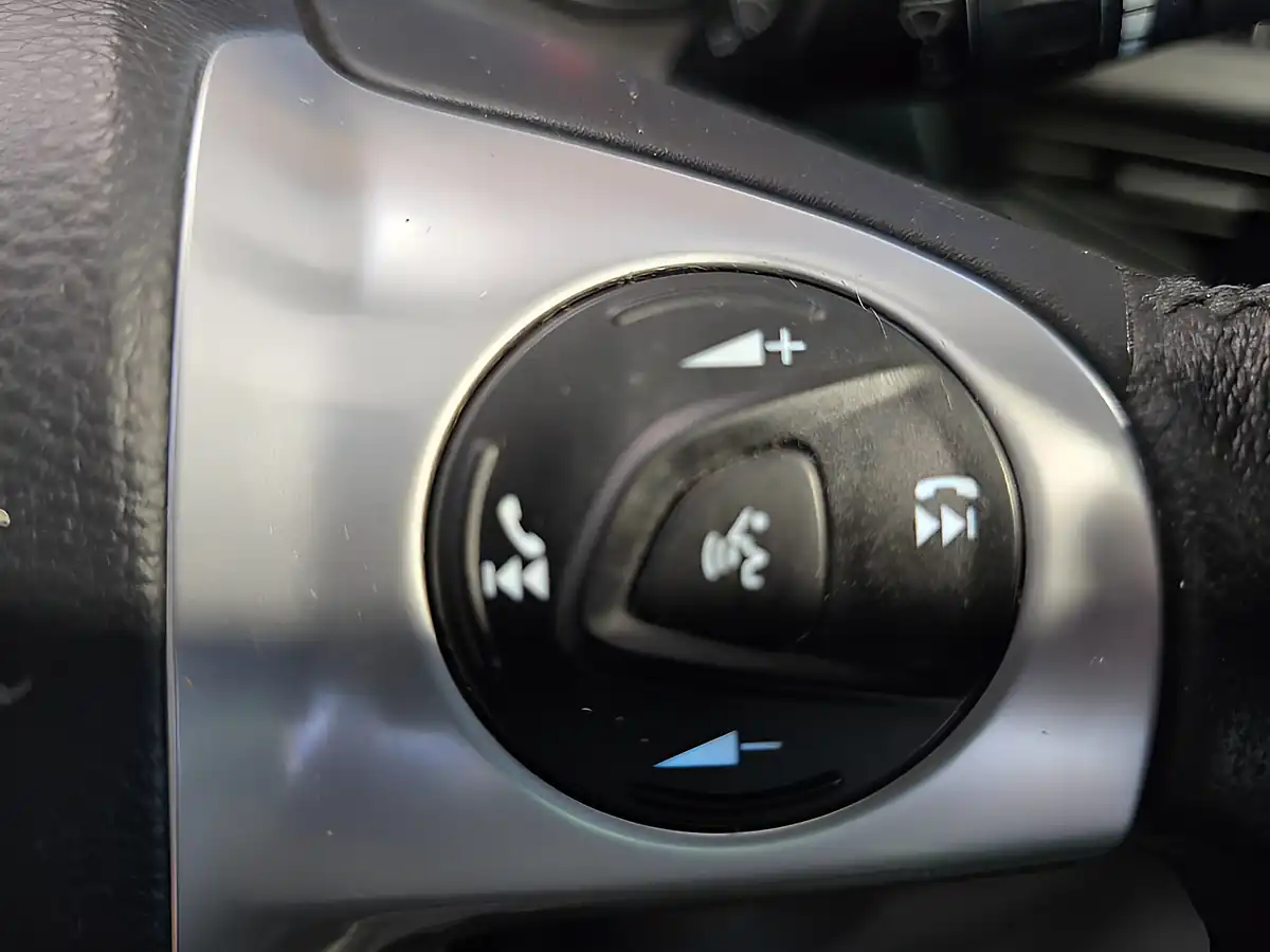 Used 2014 Ford C-Max Zetec White - Interior and Exterior details 20