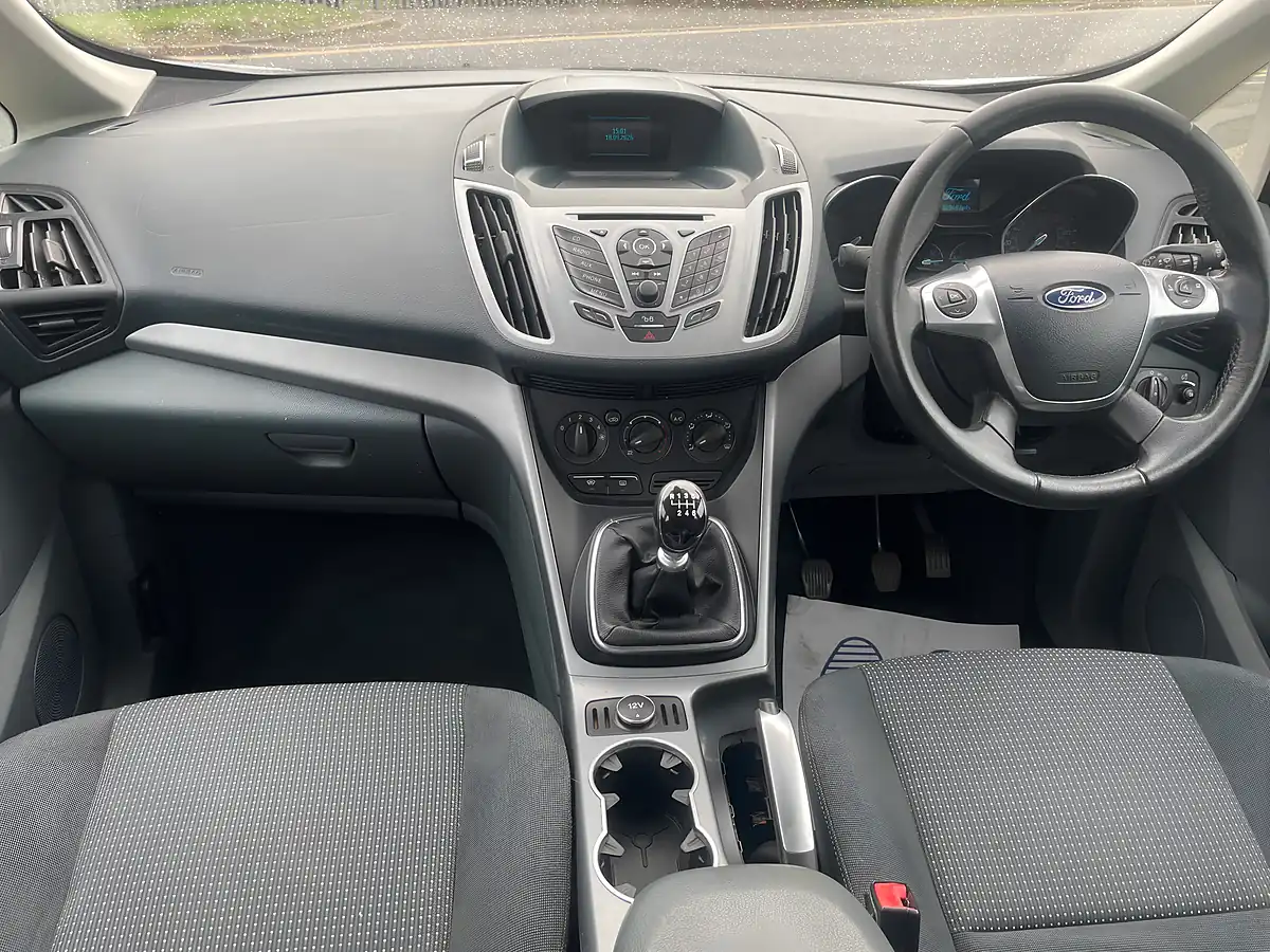 Used 2014 Ford C-Max Zetec White - Interior and Exterior details 11