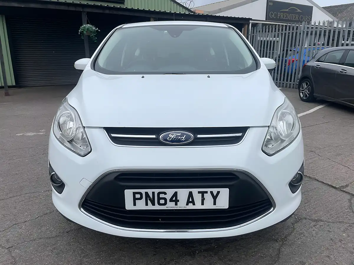 Used 2014 Ford C-Max Zetec White - Interior and Exterior details 5