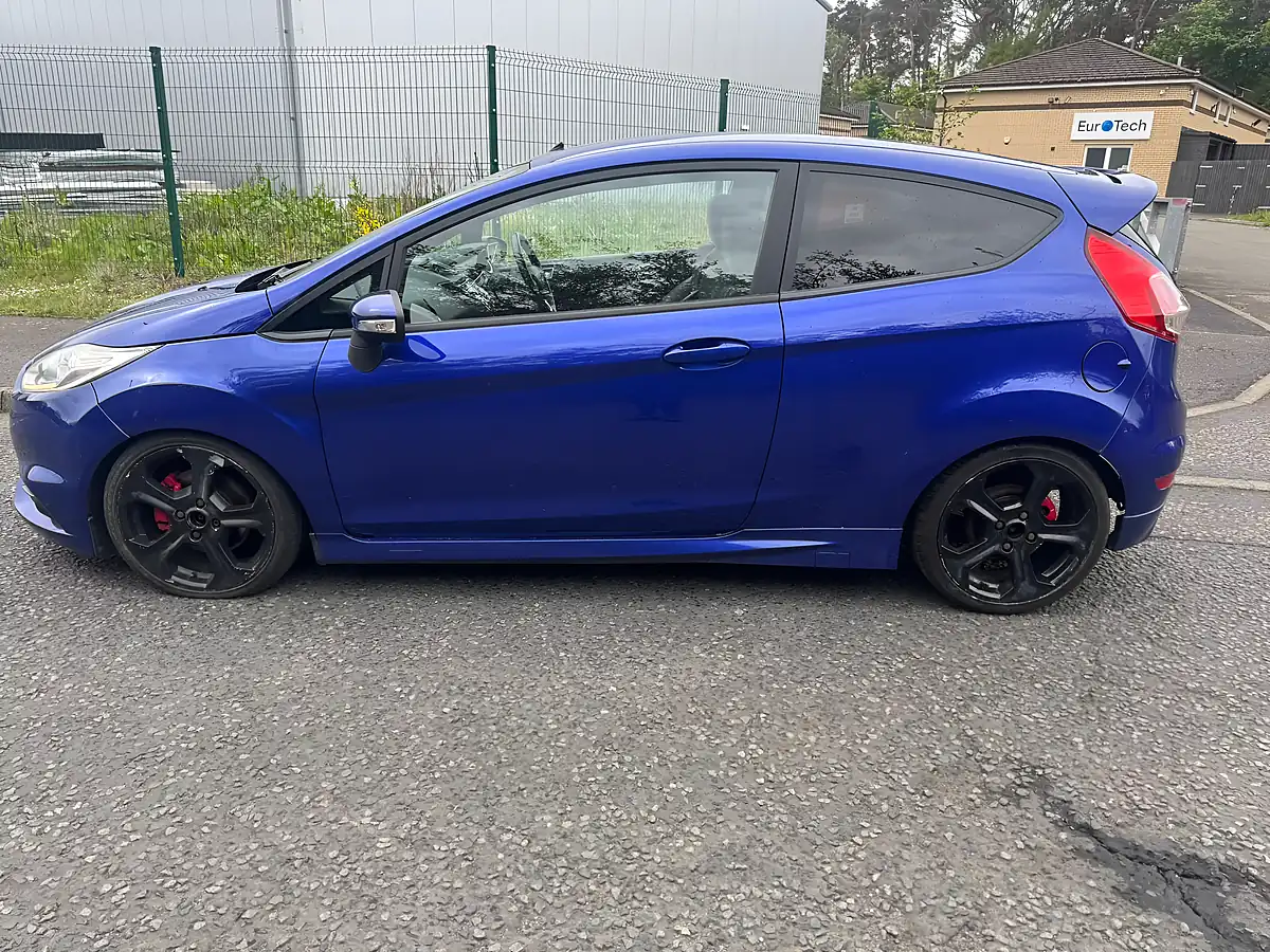 Used 2014 Ford Fiesta ST-2 Blue - Interior and Exterior details 5