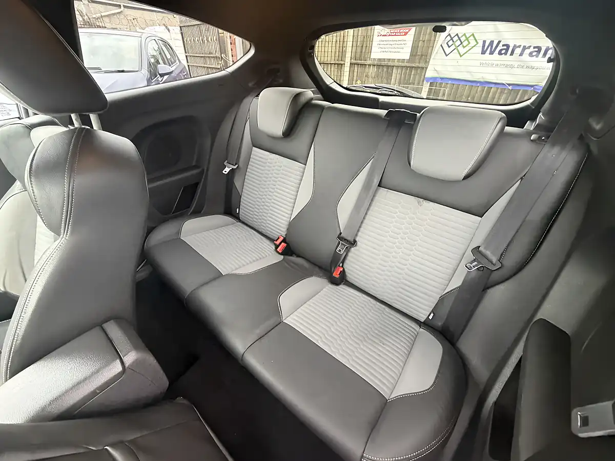 Used 2014 Ford Fiesta ST-2 Blue - Interior and Exterior details 12