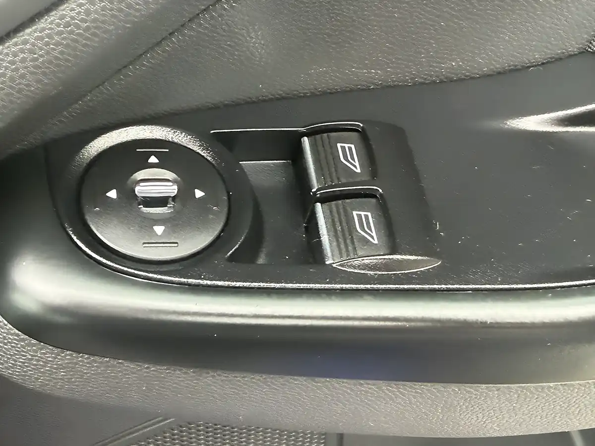 Used 2014 Ford Fiesta ST-2 Blue - Interior and Exterior details 20