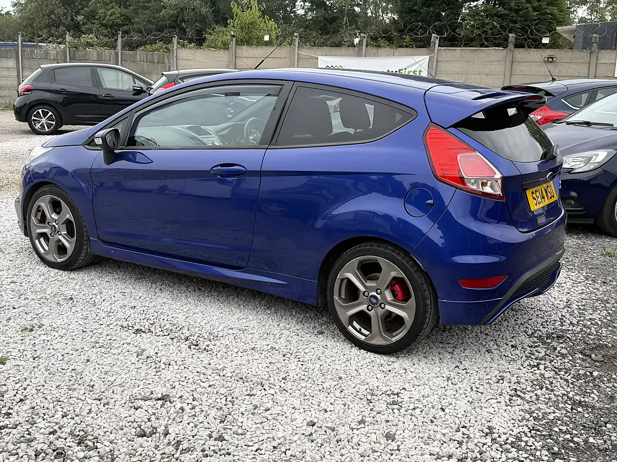 Used 2014 Ford Fiesta ST-2 Blue - Interior and Exterior details 5