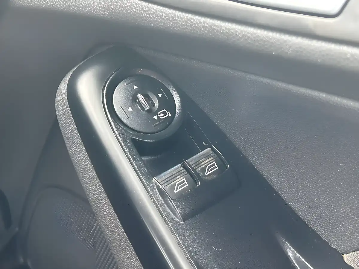Used 2014 Ford Fiesta ST-2 Blue - Interior and Exterior details 11