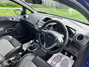 Used 2014 Ford Fiesta ST-2 Blue - Interior and Exterior details 17