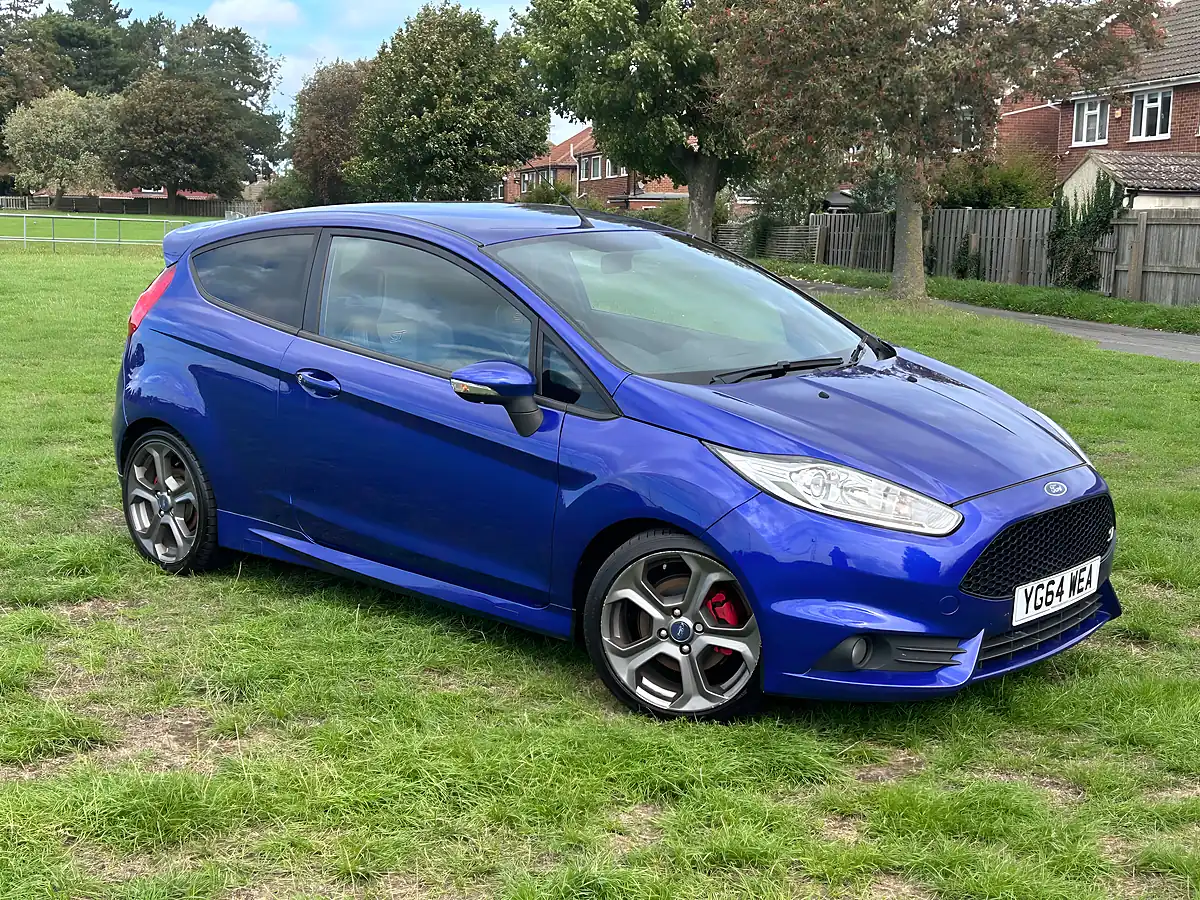 Used 2014 Ford Fiesta ST-2 Blue - Interior and Exterior details 3