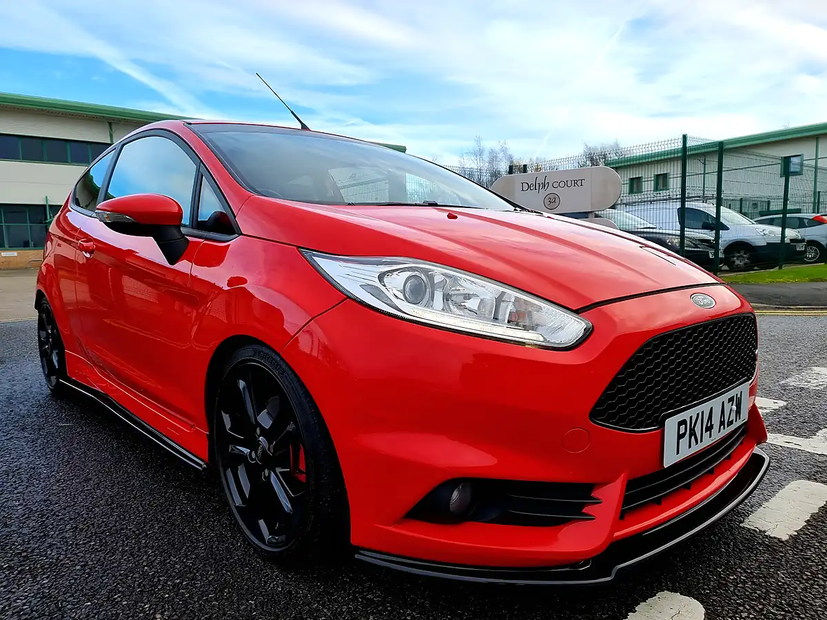 Used 2014 Ford Fiesta ST-2 Race Red - Interior and Exterior details 18