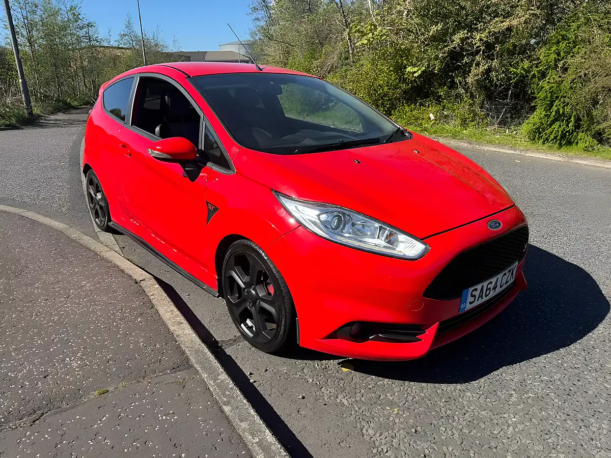 Used 2014 Ford Fiesta ST-2 Red - Front View