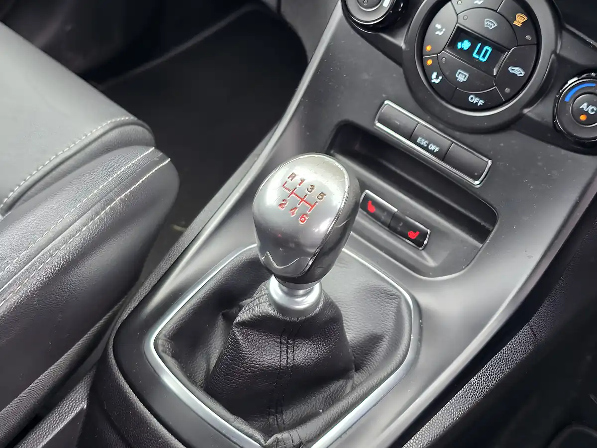 Used 2014 Ford Fiesta ST-2 White - Interior and Exterior details 11