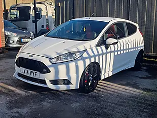 Used 2014 Ford Fiesta ST-2 White - Interior and Exterior details 3