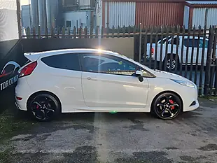 Used 2014 Ford Fiesta ST-2 White - Interior and Exterior details 5