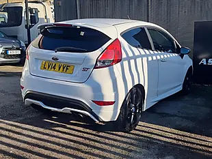 Used 2014 Ford Fiesta ST-2 White - Interior and Exterior details 8