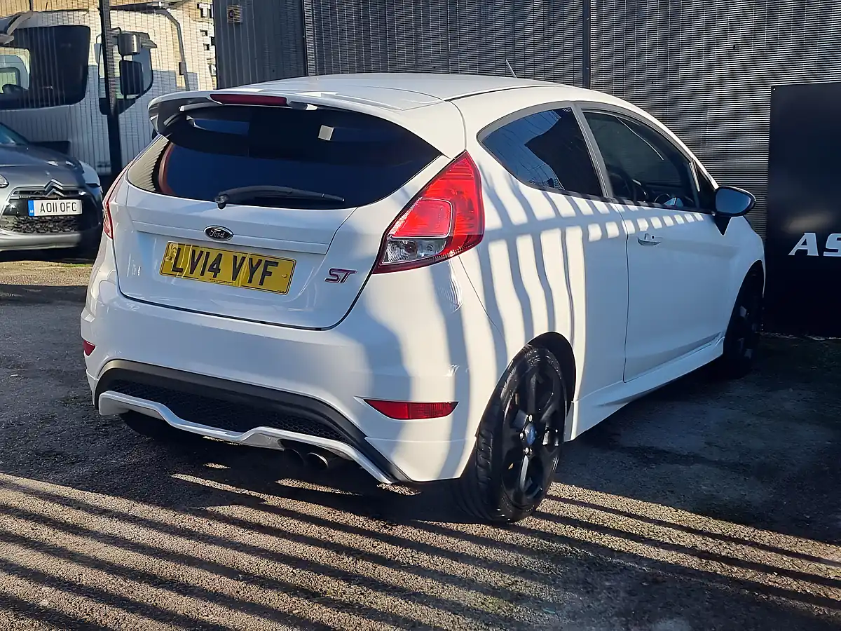 Used 2014 Ford Fiesta ST-2 White - Interior and Exterior details 8