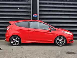 Used 2014 Ford Fiesta ST-3 Red - Interior and Exterior details 6