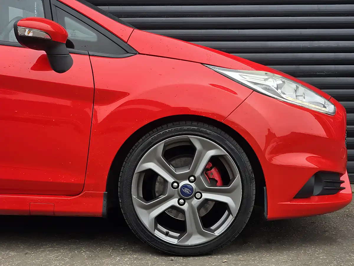 Used 2014 Ford Fiesta ST-3 Red - Interior and Exterior details 7