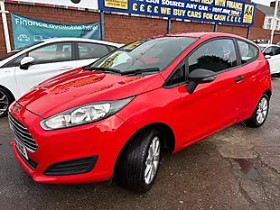 Used 2014 Ford Fiesta Studio Red - Interior and Exterior details 3