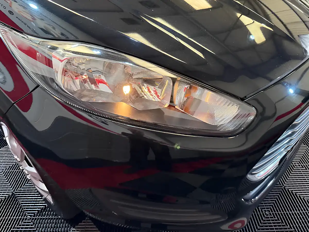 Used 2014 Ford Fiesta Style Black - Interior and Exterior details 17
