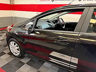 Used 2014 Ford Fiesta Style Black - Interior and Exterior details 18