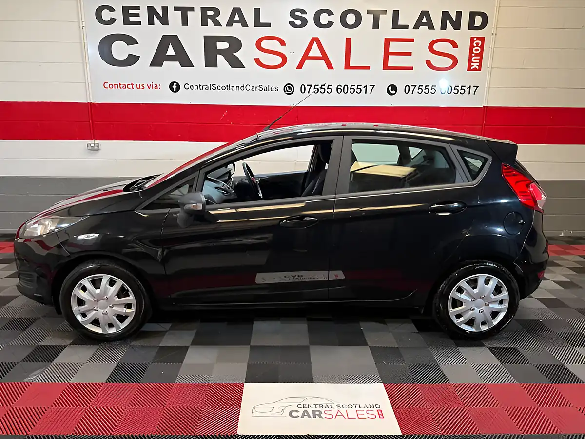 Used 2014 Ford Fiesta Style Black - Interior and Exterior details 4