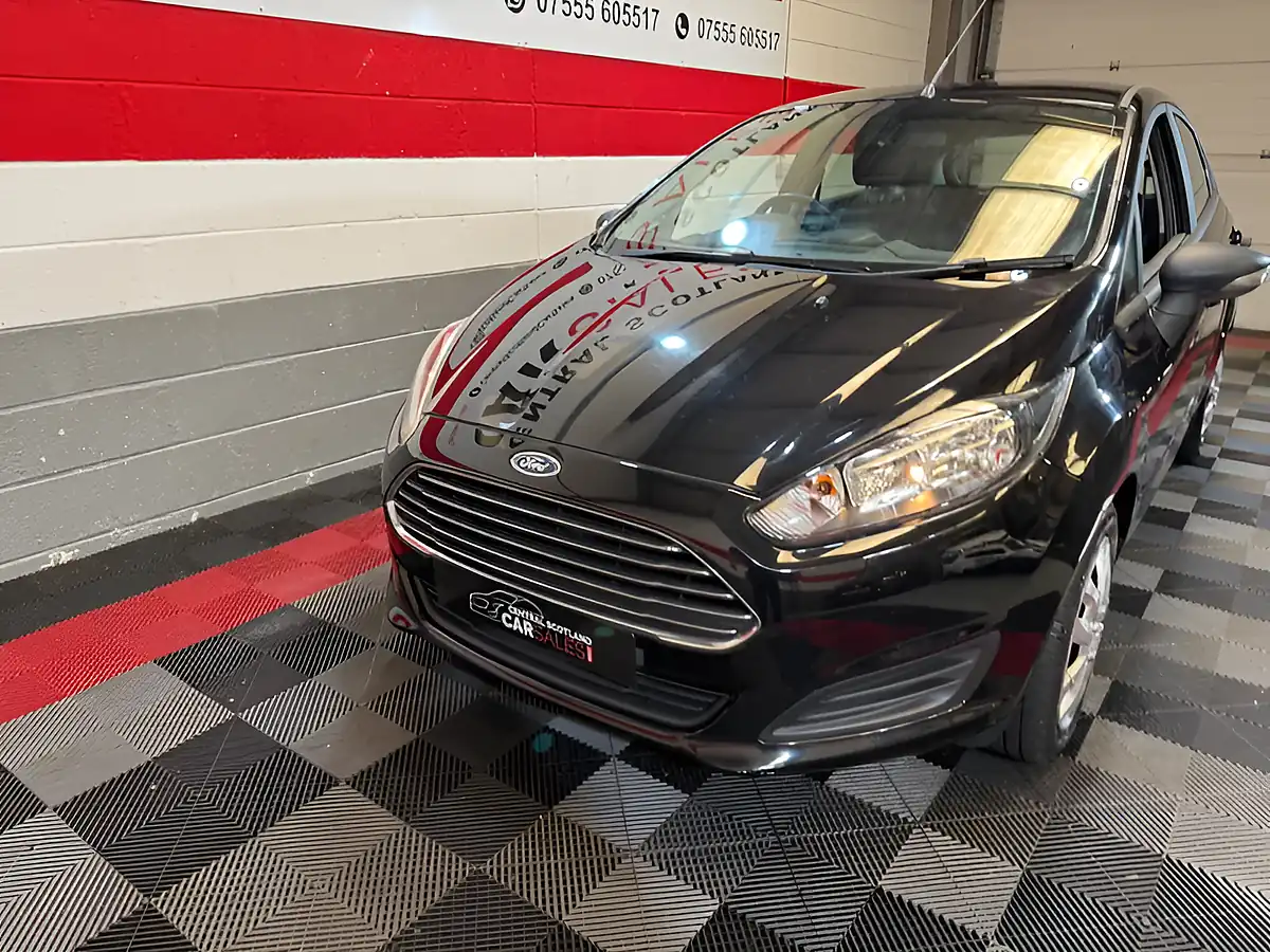 Used 2014 Ford Fiesta Style Black - Interior and Exterior details 6