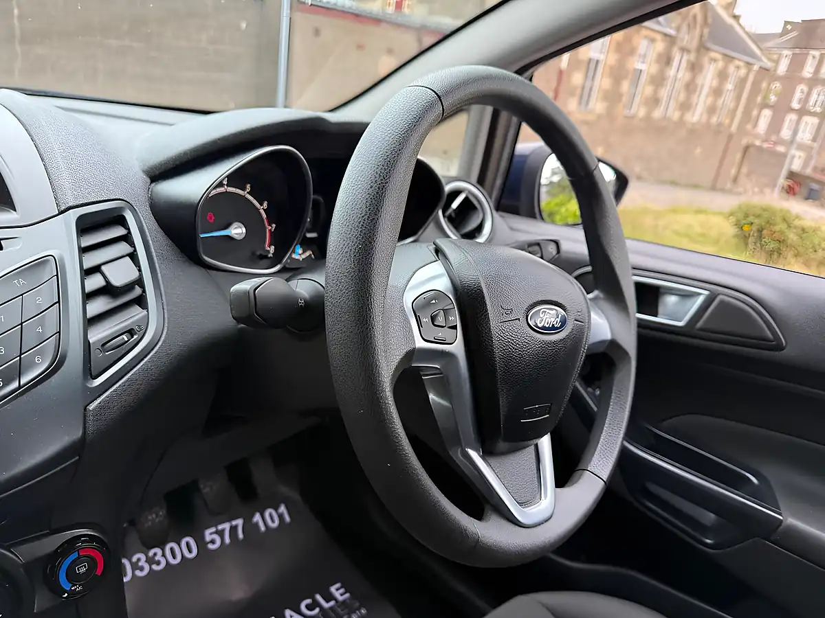 Used 2014 Ford Fiesta Style Blue - Interior and Exterior details 14