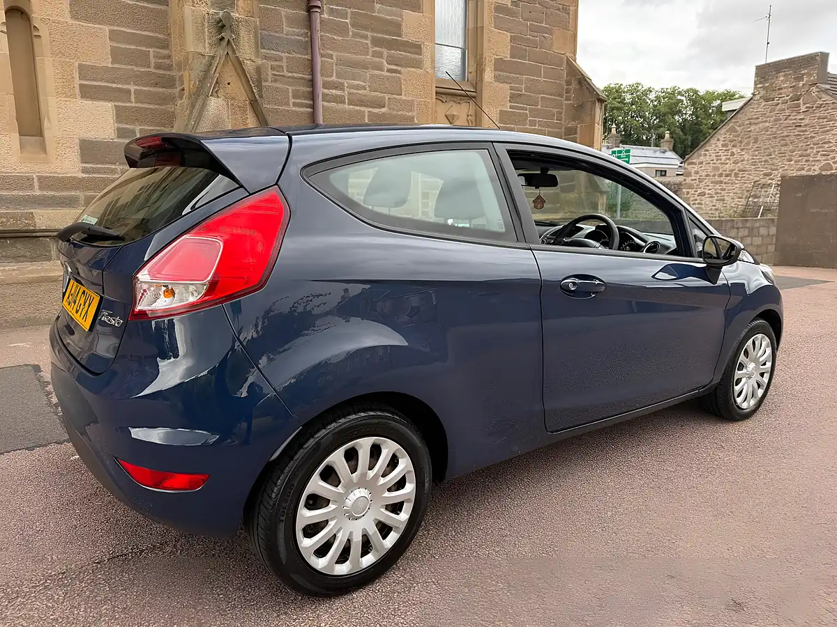 Used 2014 Ford Fiesta Style Blue - Interior and Exterior details 7