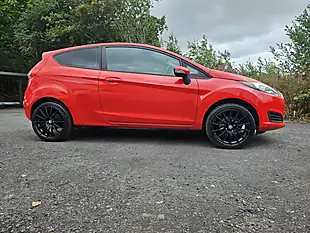 Used 2014 Ford Fiesta Style Red - Interior and Exterior details 4