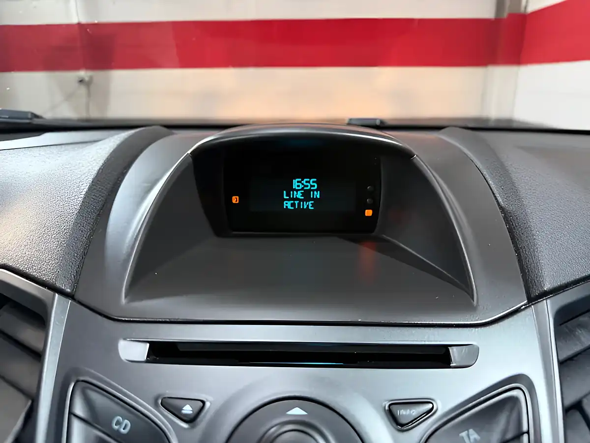 Used 2014 Ford Fiesta Style Red - Interior and Exterior details 14