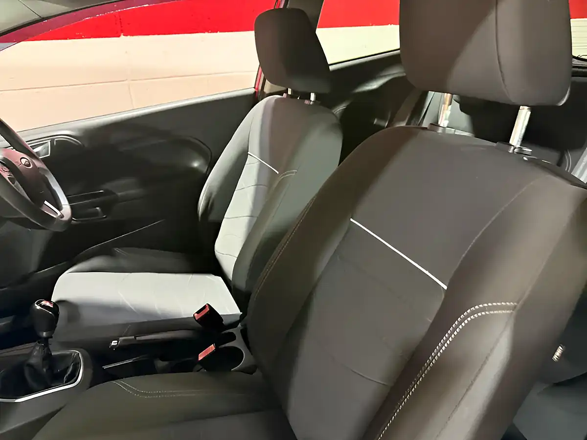 Used 2014 Ford Fiesta Style Red - Interior and Exterior details 16