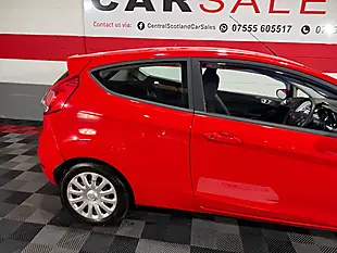 Used 2014 Ford Fiesta Style Red - Interior and Exterior details 17