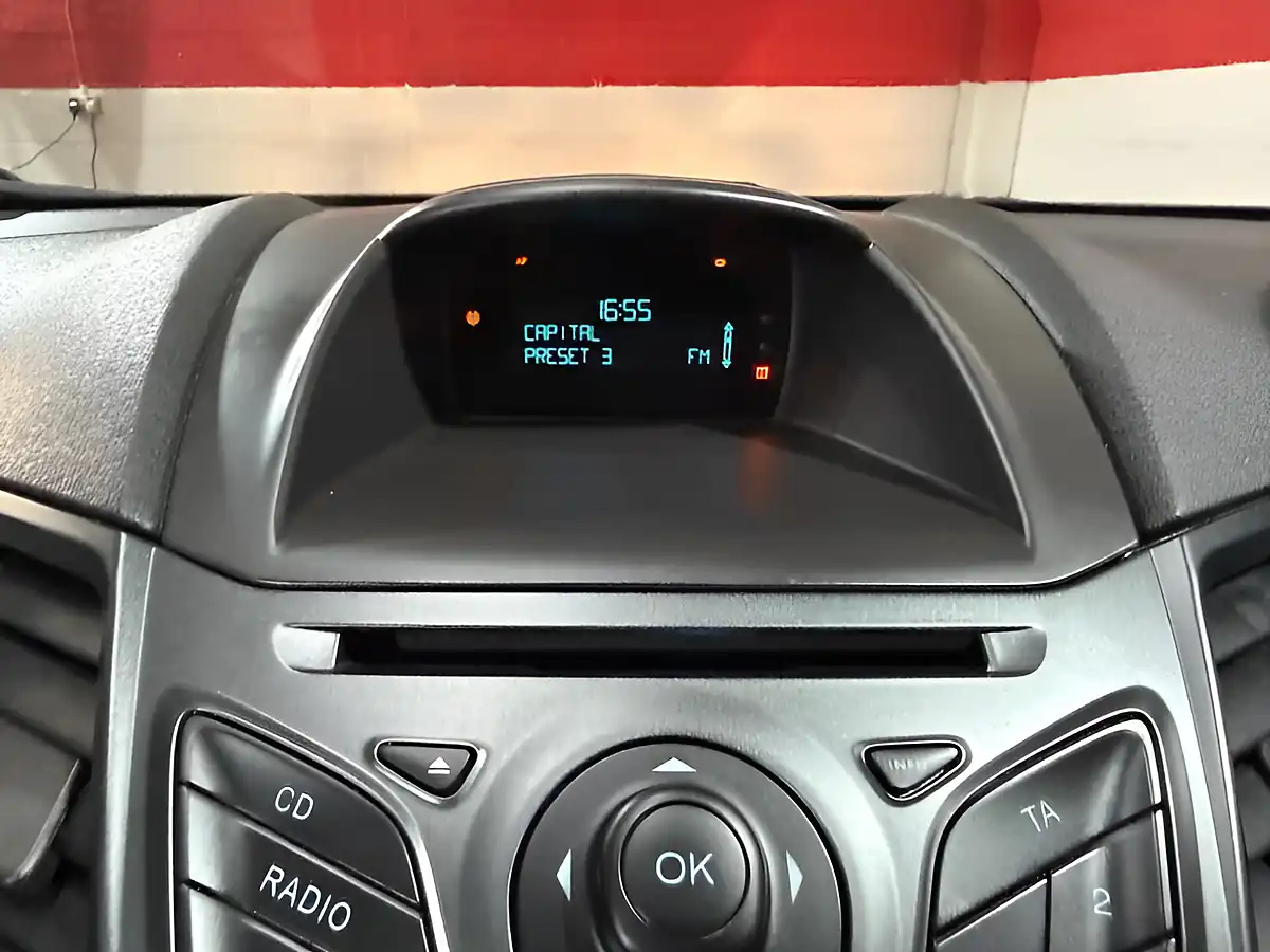 Used 2014 Ford Fiesta Style Red - Interior and Exterior details 19