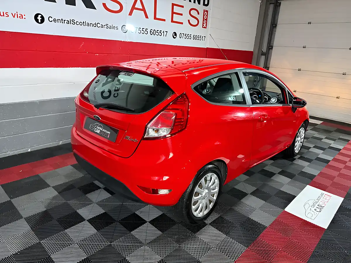 Used 2014 Ford Fiesta Style Red - Interior and Exterior details 2