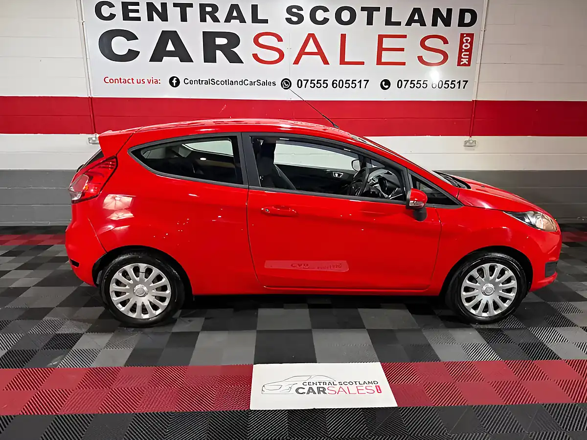Used 2014 Ford Fiesta Style Red - Interior and Exterior details 4