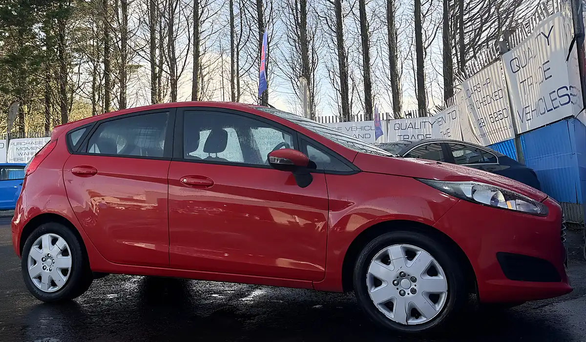 Used 2014 Ford Fiesta Style Red - Interior and Exterior details 11