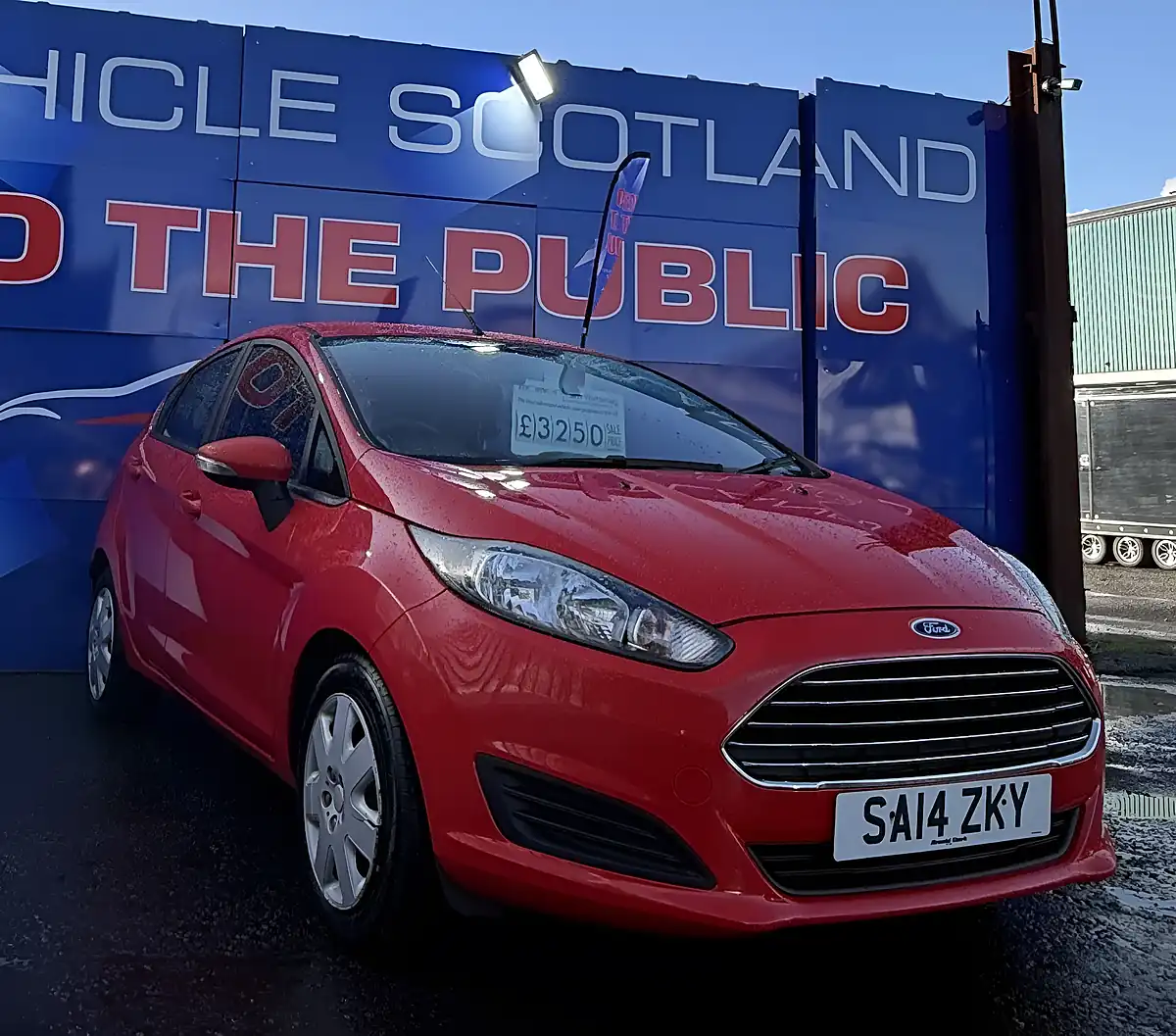Used 2014 Ford Fiesta Style Red - Interior and Exterior details 5