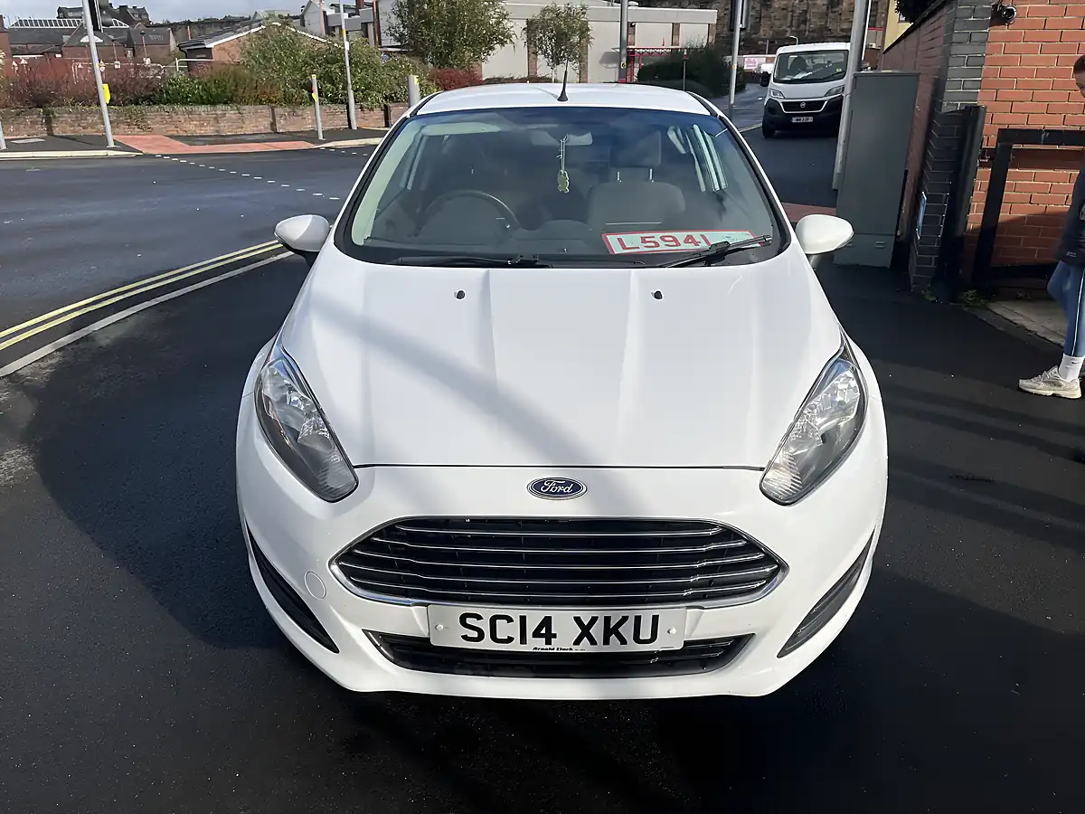 Used 2014 Ford Fiesta Style White - Interior and Exterior details 2