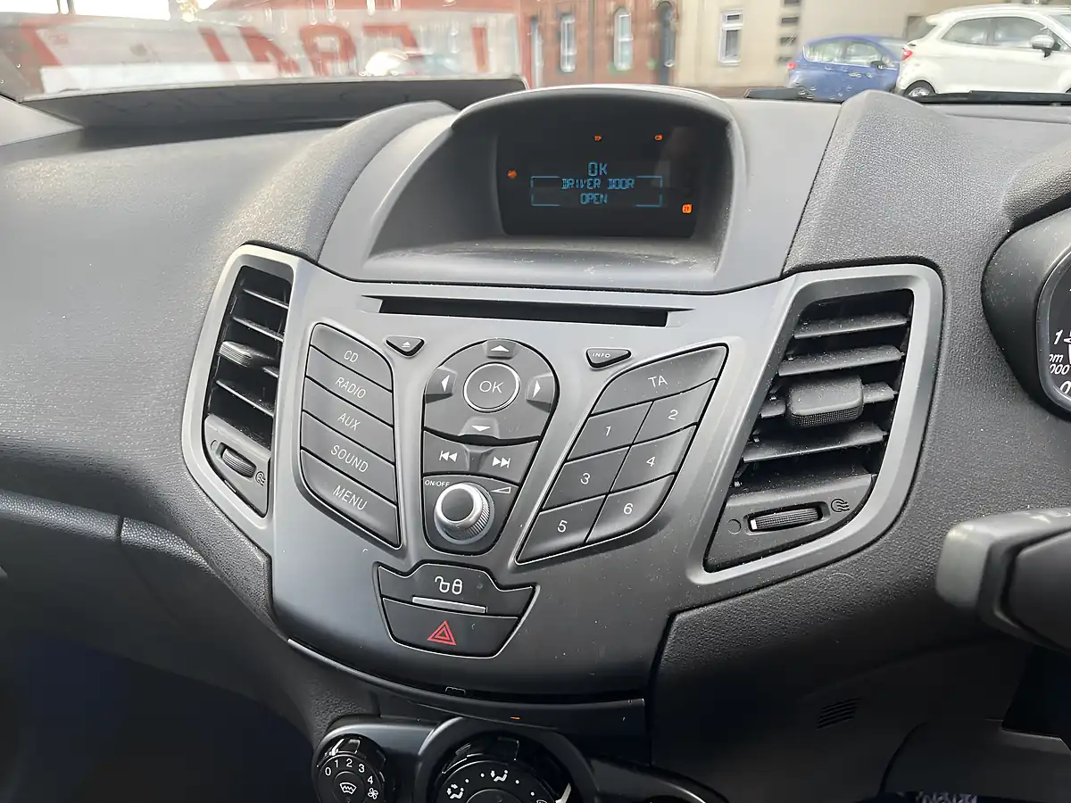 Used 2014 Ford Fiesta Style White - Interior and Exterior details 6