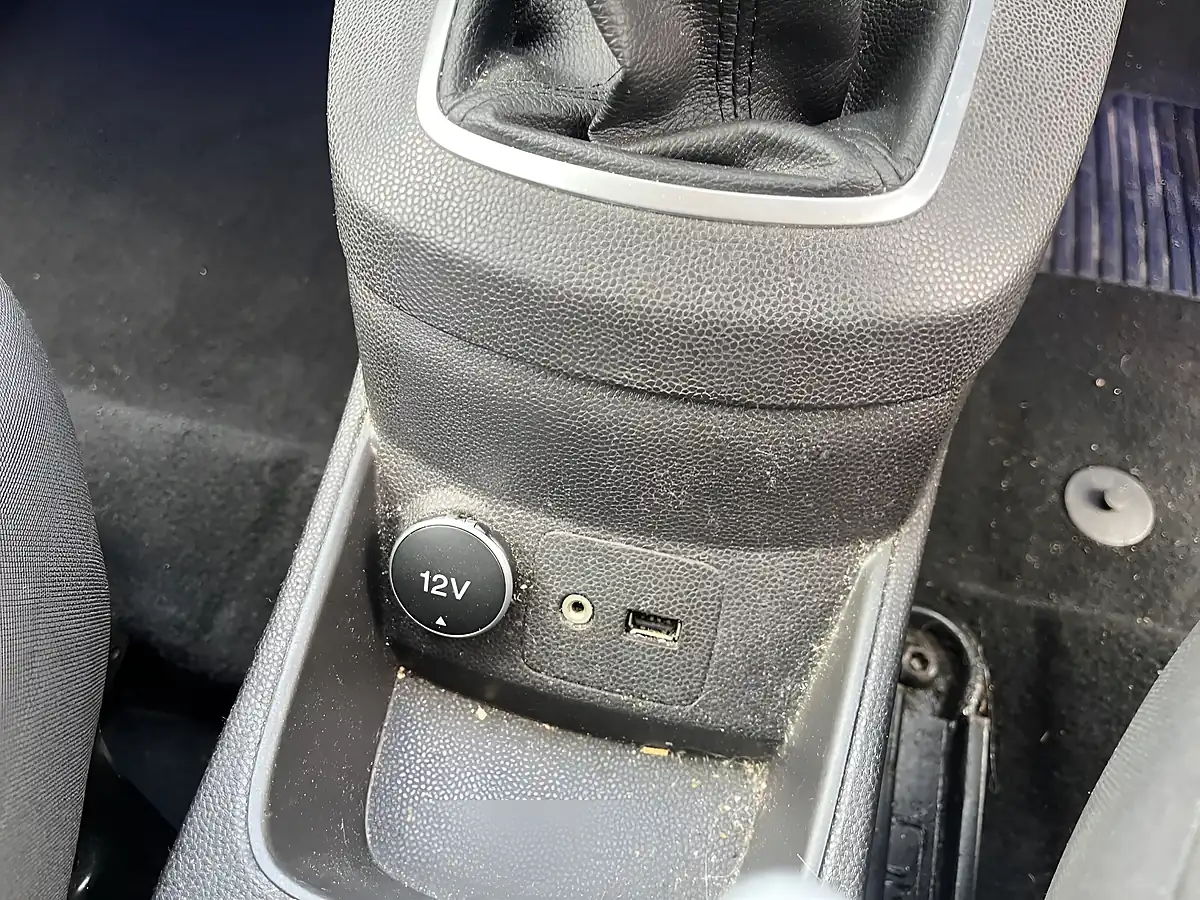 Used 2014 Ford Fiesta Style White - Interior and Exterior details 8