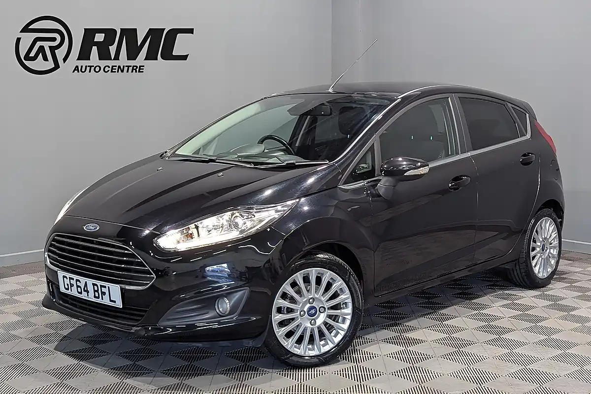 Used 2014 Ford Fiesta Titanium Black - Front View