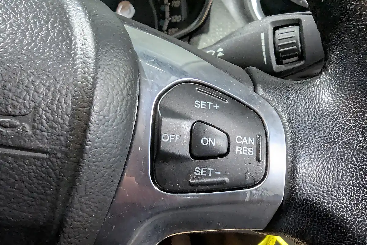 Used 2014 Ford Fiesta Titanium Black - Interior and Exterior details 17