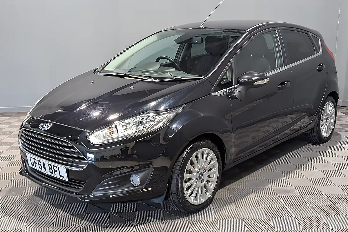 Used 2014 Ford Fiesta Titanium Black - Interior and Exterior details 4