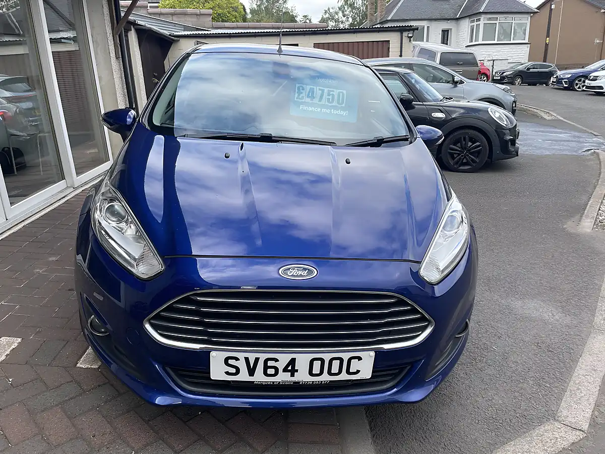 Used 2014 Ford Fiesta Titanium Blue - Interior and Exterior details 2