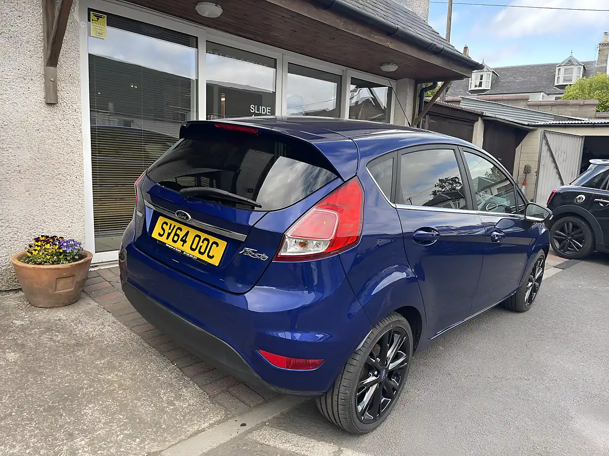 Used 2014 Ford Fiesta Titanium Blue - Interior and Exterior details 5