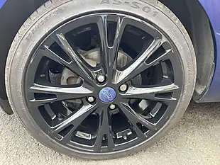 Used 2014 Ford Fiesta Titanium Blue - Interior and Exterior details 8