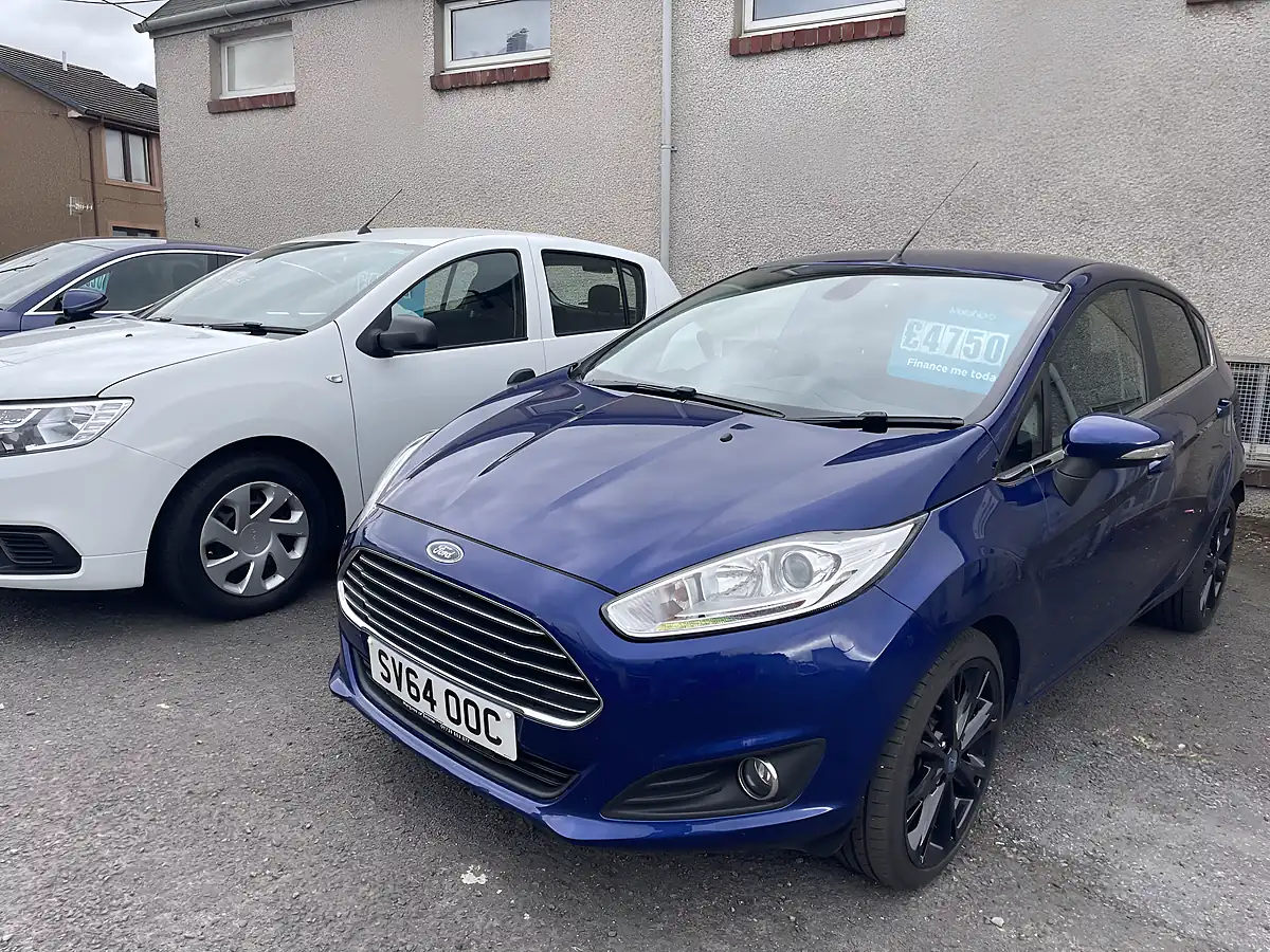 Used 2014 Ford Fiesta Titanium Blue - Interior and Exterior details 9