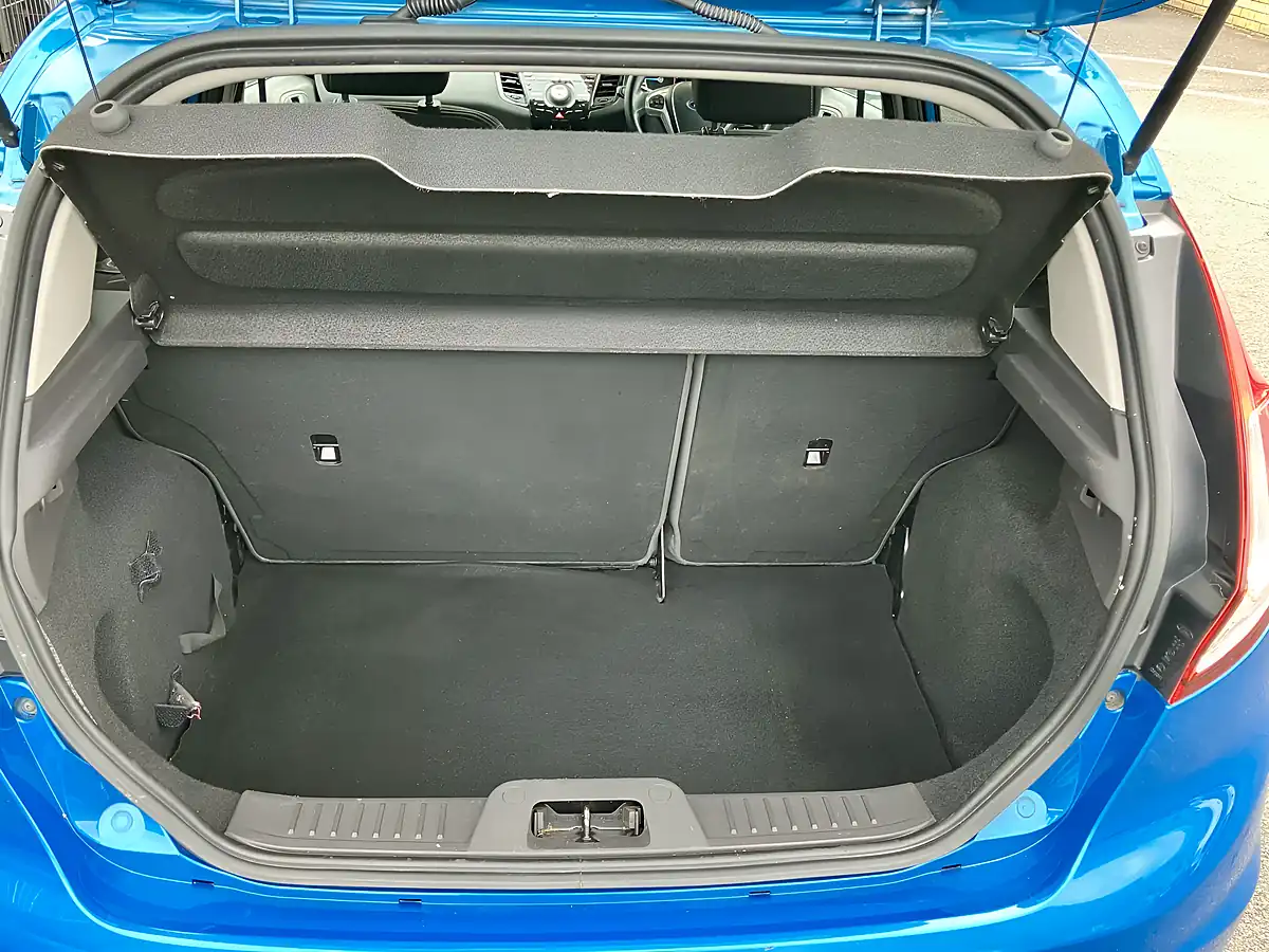 Used 2014 Ford Fiesta Titanium Blue - Interior and Exterior details 12