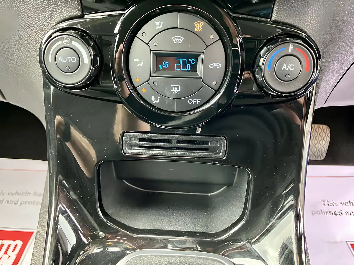 Used 2014 Ford Fiesta Titanium Blue - Interior and Exterior details 16
