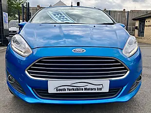 Used 2014 Ford Fiesta Titanium Blue - Interior and Exterior details 3