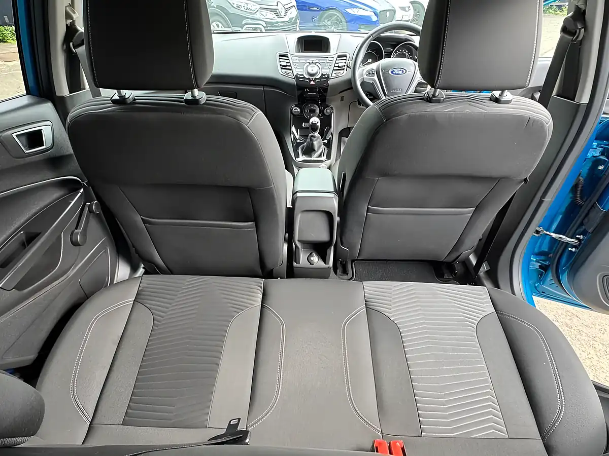 Used 2014 Ford Fiesta Titanium Blue - Interior and Exterior details 10