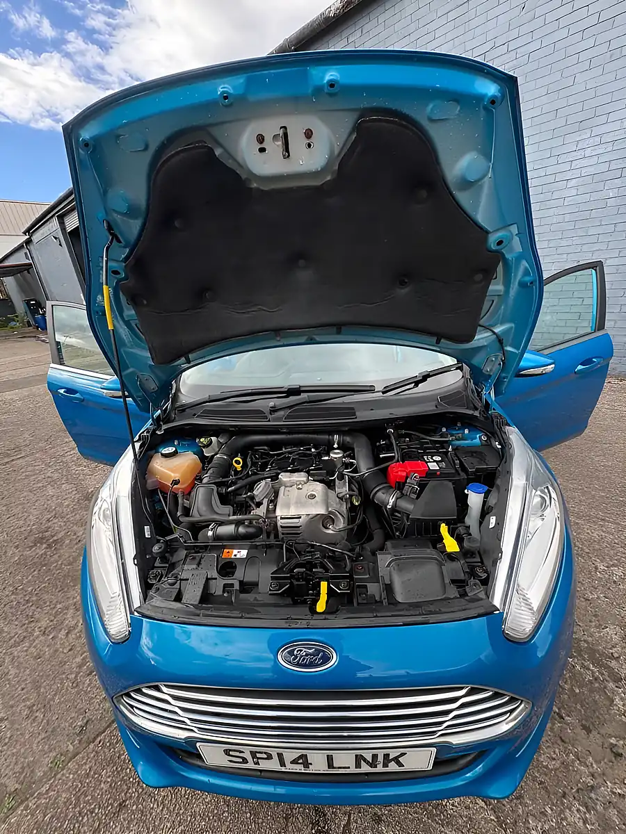 Used 2014 Ford Fiesta Titanium Blue - Interior and Exterior details 11